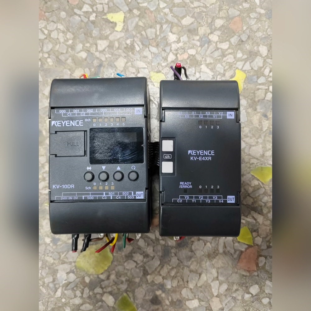 基恩士 KV-10DR + KV-E4XR 成色新 议价