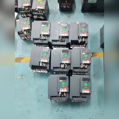 施耐德变频器ATV310HU22N4A 议价
