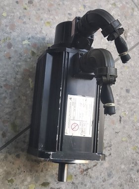 安川伺服电机 USASEM-15A32 1.54kw 议价