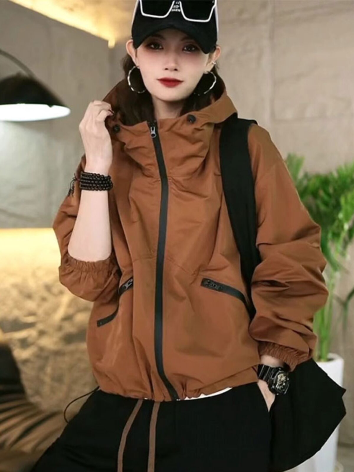 连帽运动服外套女2025秋季流行风格速干运动户外旅游穿搭夹克上衣
