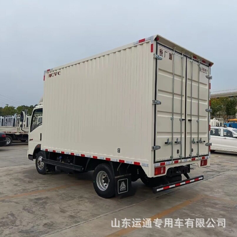 出口版ISUZU五十铃5吨厢式货车货箱4.2米箱式货车工厂直销
