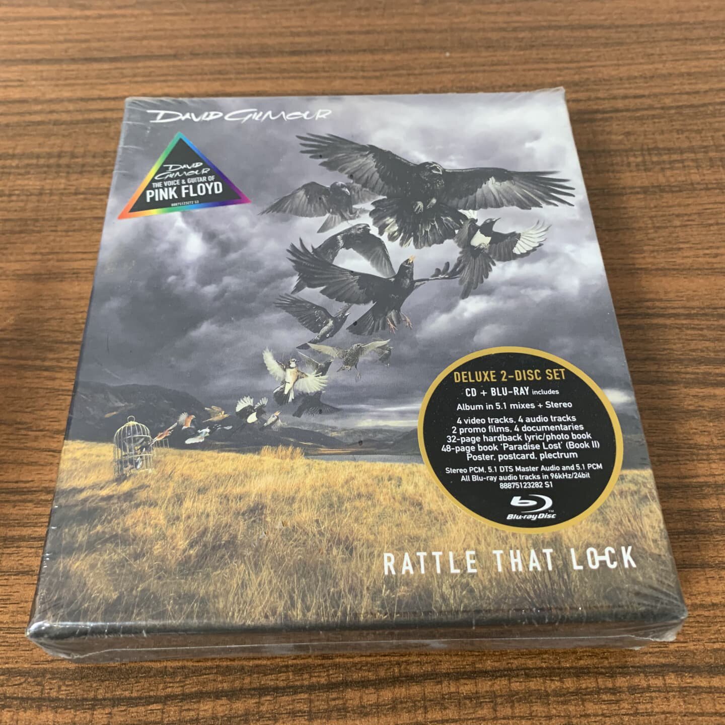 Американская версия нераспечатанного альбома Pink Floyd Дэвида Гилмора Rattle That Lock CD+DVD Изображение 1