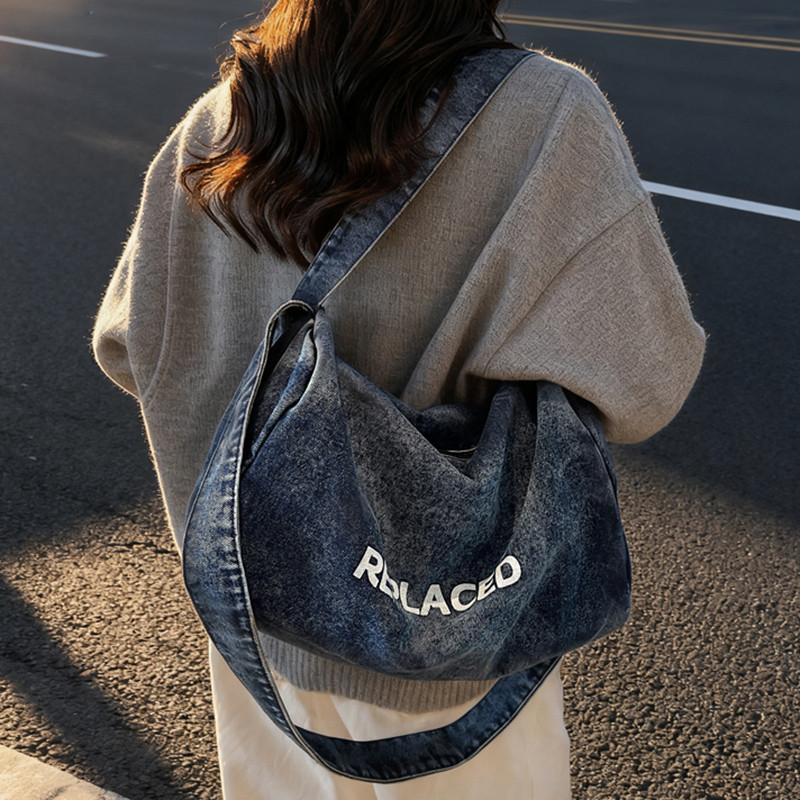 文艺风字母牛仔布托特包女大容量通勤2026新款百搭休闲单肩斜挎包,箱包皮具/热销女包/男包,时尚帆布包,淘宝优惠券,粉丝福利购,淘宝优惠卷