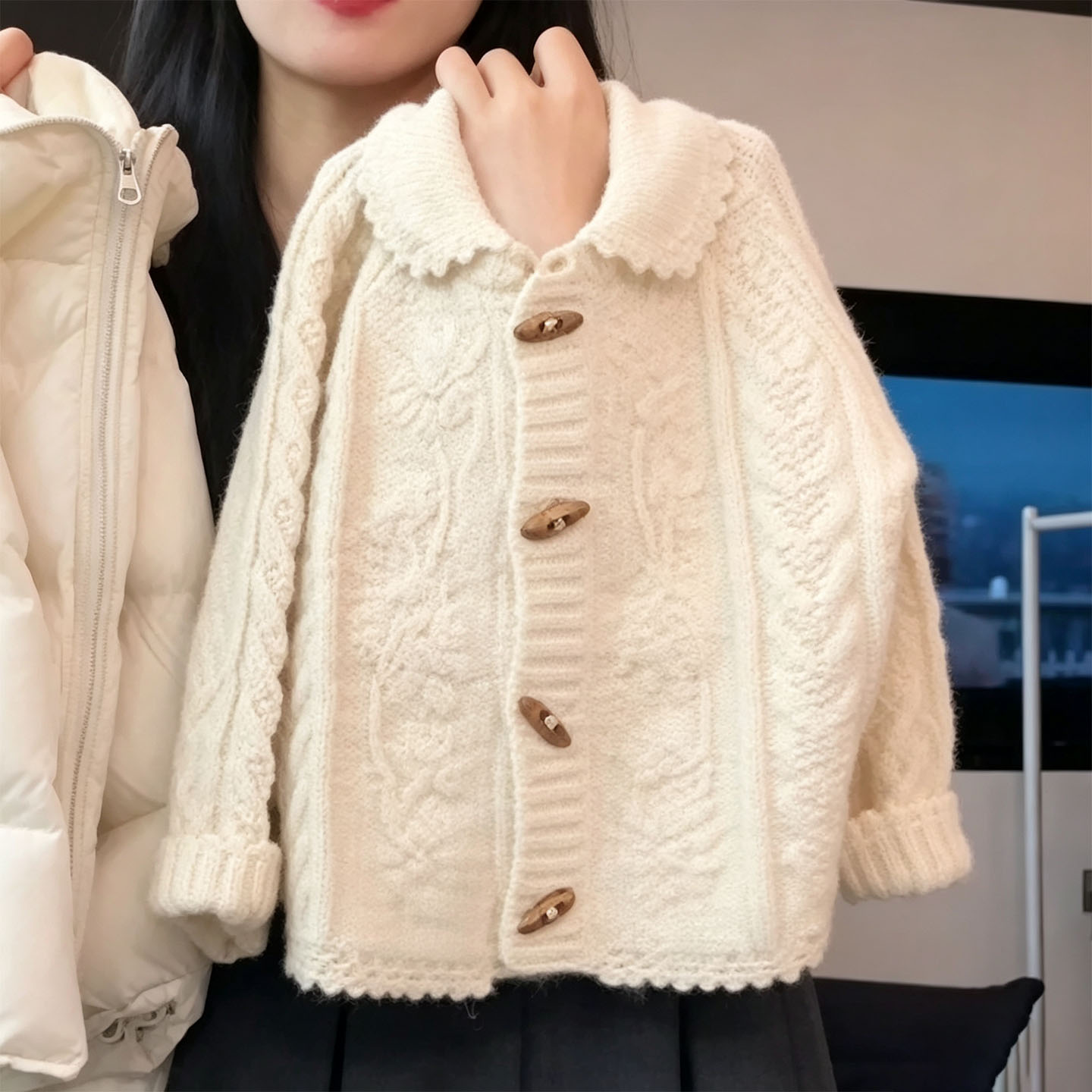 女童毛衣2026秋季新款休闲百搭麻花纹翻领长袖纽扣针织毛衣开衫