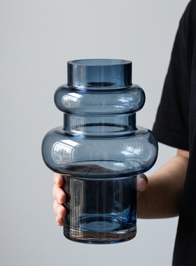 现代简约轻奢蓝色渐变玻璃花瓶