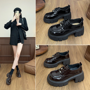 英伦风高跟小皮鞋女2026春秋季新款亮面制服单鞋配裙子玛丽珍鞋子