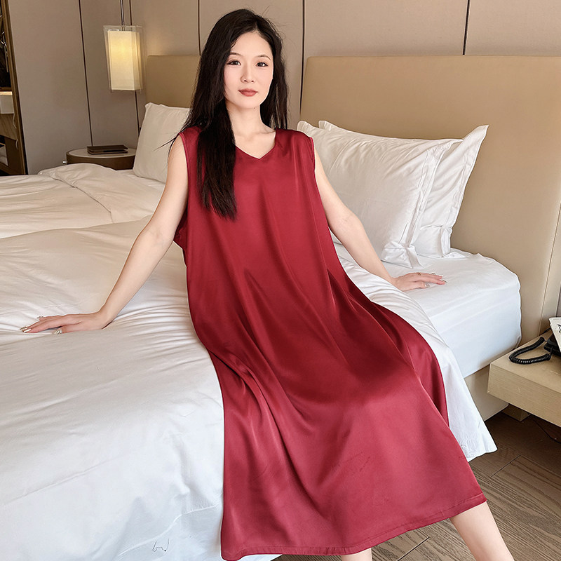 夏季孕妇冰丝睡裙大尺码女胖mm200斤中长版纯色背心洋装2025新款