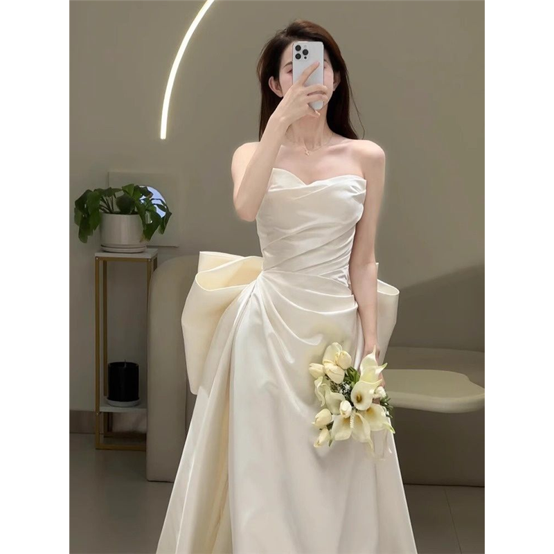 缎面主婚纱2025新款小个子订婚出门纱轻抹胸鱼尾礼服裙晨袍女新娘