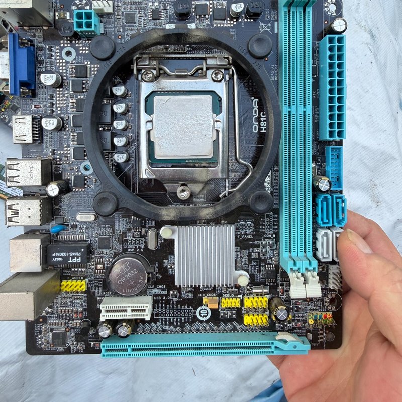 议价-可维修昂达H81C主板套装，送Intel赛扬cpu处理器，A1图片