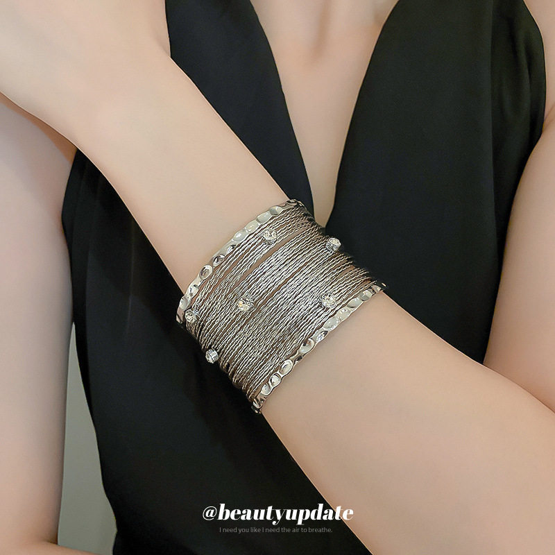 EUROPEAN AND AMERICAN CROSS-BORDER NEW MULTI-LAYER HOLLOW WINDING BRACELET ULTRA-FLASH NICHE FASHION DESIGN BRACELET DAILY ARMBAND WOMEN