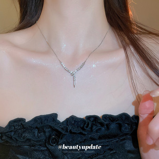 跨境超闪锆石蛇形项链ins小众简约锁骨链轻奢高级感气质项饰