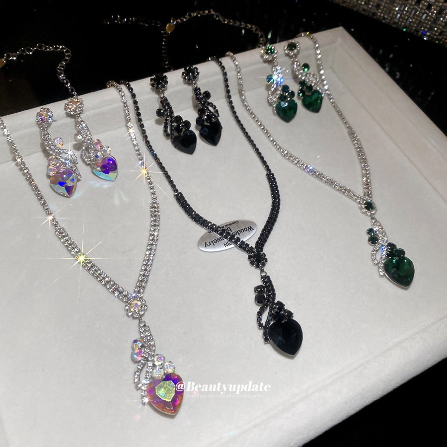 镶钻花朵爱心吊坠项链耳钉首饰套装轻奢感精致优雅气质饰品女