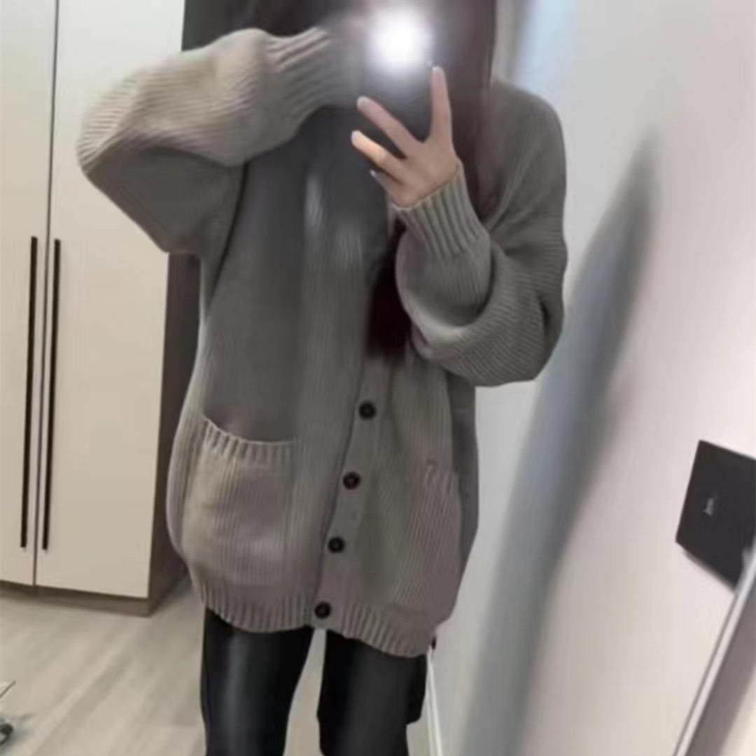 猫看花jk灰色毛衣外套女新款韩系宽松复古学院慵懒风中长款针织开