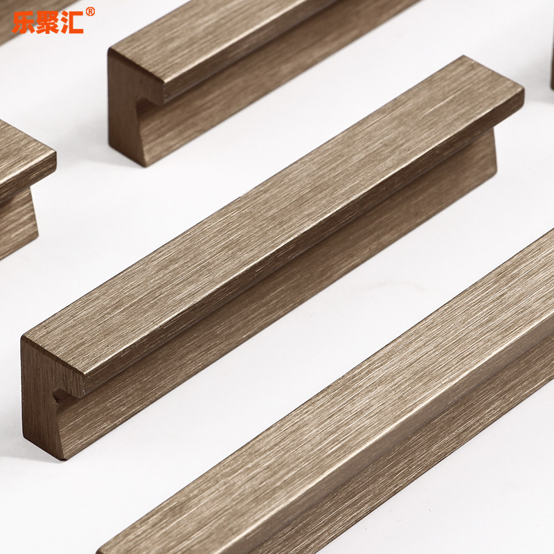 乐聚汇拉丝古铜金L形衣柜拉手轻奢现代威法大7字柜门厨柜抽屉把手