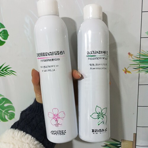 韩国进口玥家樱花茉莉花清爽喷雾300ml爽肤水喷雾式保湿补水滋润