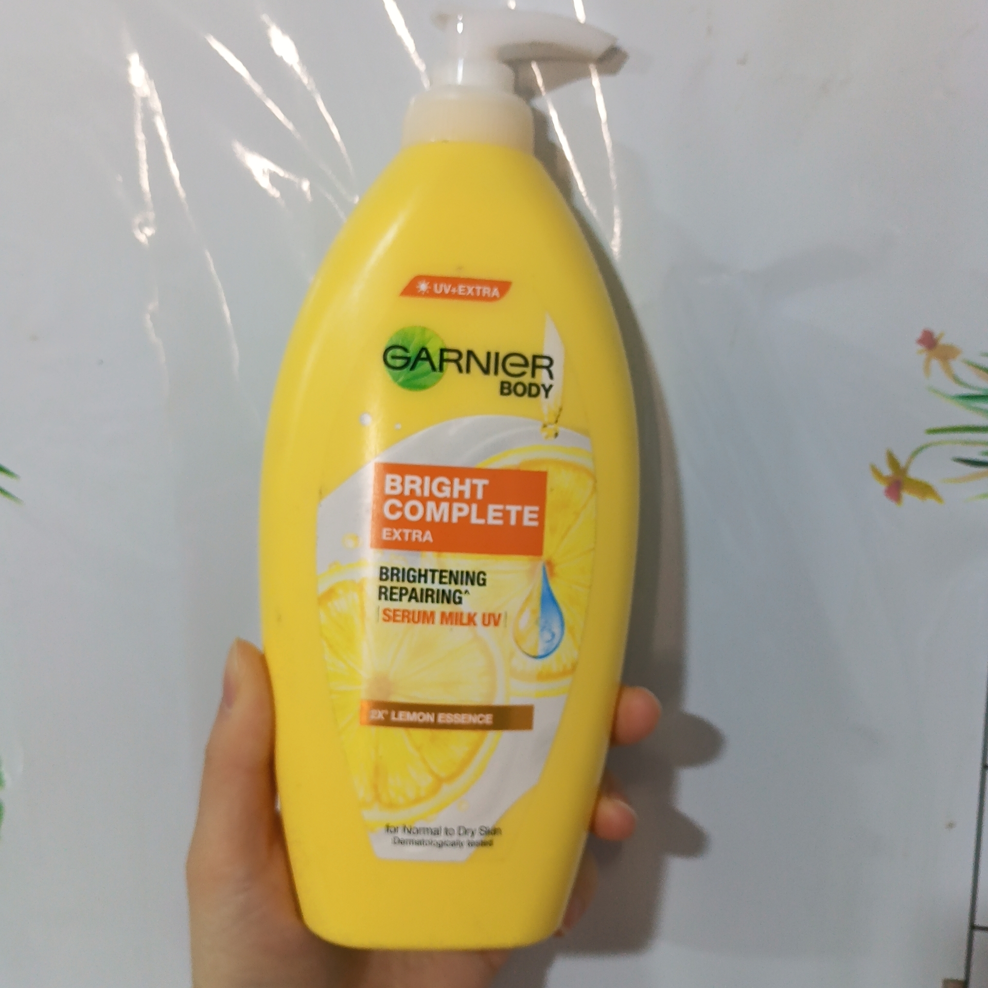 【破损瑕疵】泰国卡尼尔身体乳377柠檬garnier亮白身体乳400ml