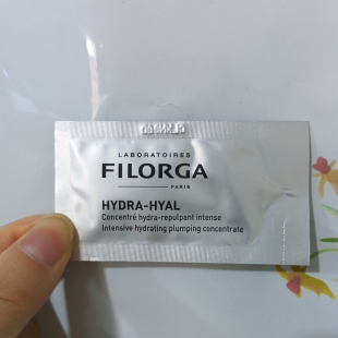 非卖品字样 法国玻尿酸盈润精华2ml 日期差 滋润柔嫩 小样片装