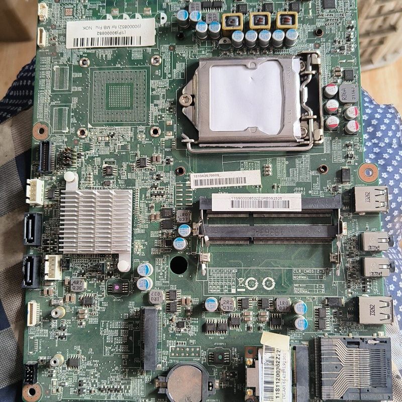 C340 一体机主板。型号：CIH61S1 VER：1