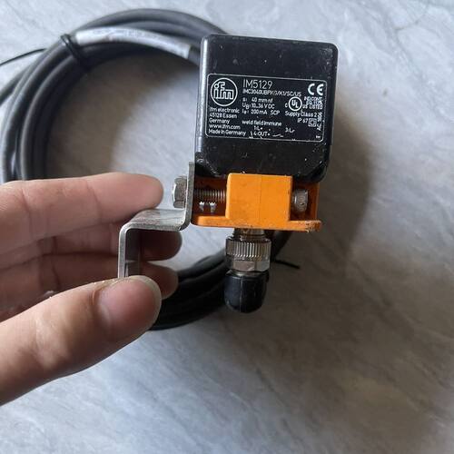 IFM易福门接近开关IM5129方形传感器 看图 200