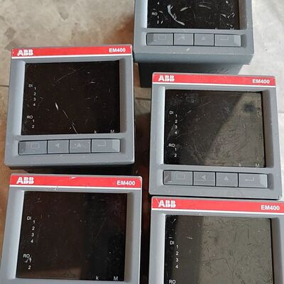 智能电表EM400-T 拆机 如图 剩下5