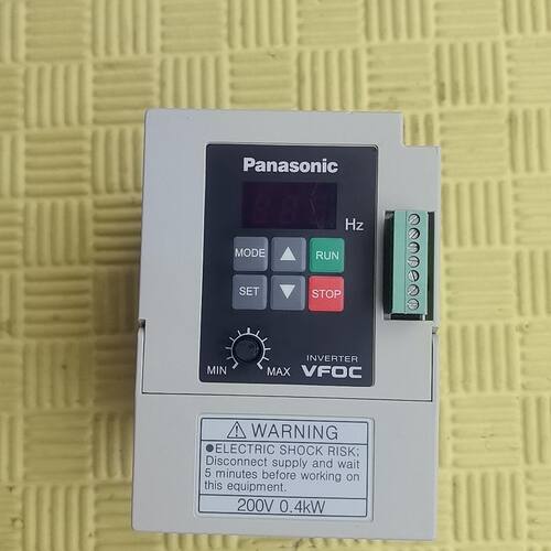 变频器 VFOC BFV0C0042GK 0.4KW 2