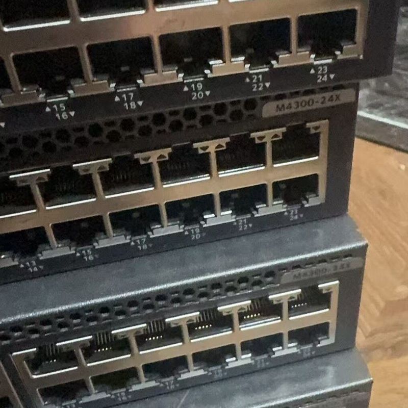 网件NETGEAR XSM4324cs M4300-24