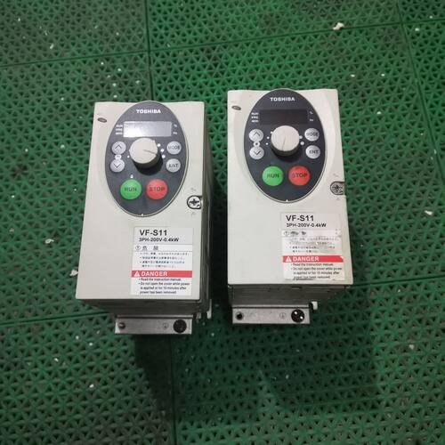 变频器VFS11-2004PY-A38（R5）拆机
