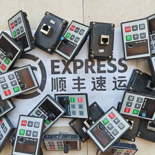 德弗MB104W变频器面板 如图 拆机