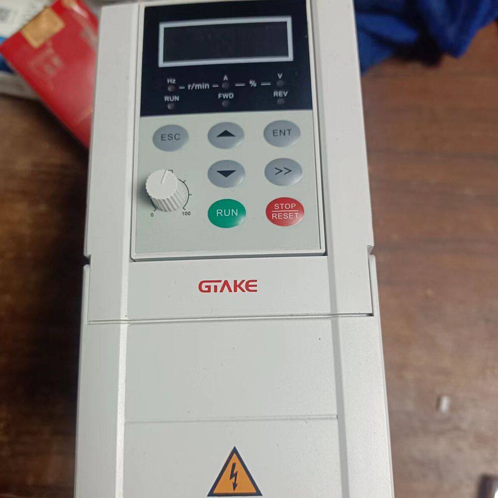 泰科1.5千瓦变频器型号GK5002T1.5B充