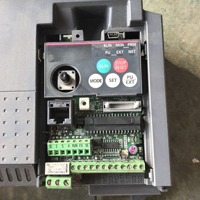 E740主板 FR-E740-5.5K-CHT FR-E