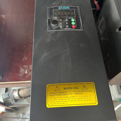 易控变频器 EC550-0022G43B 拆机 功能