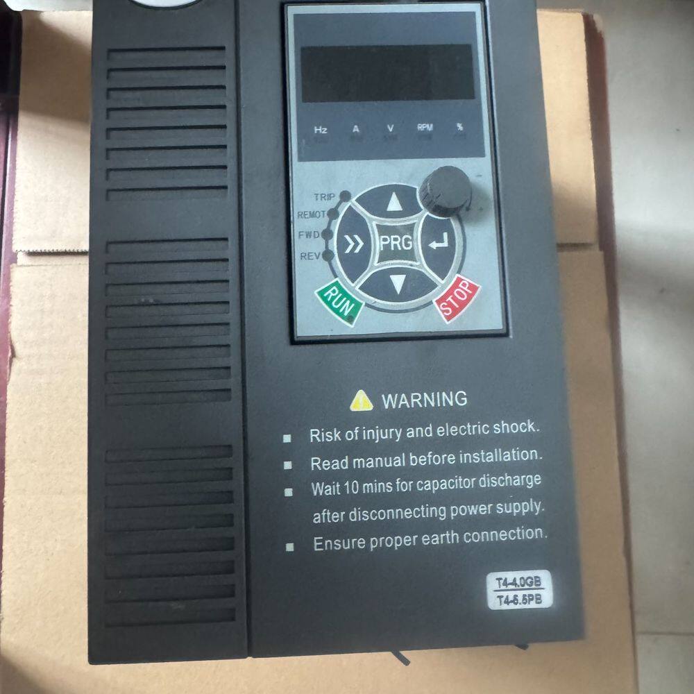 欧蒙变频器 EU380-T44R0GB/5R5PB 4.0K