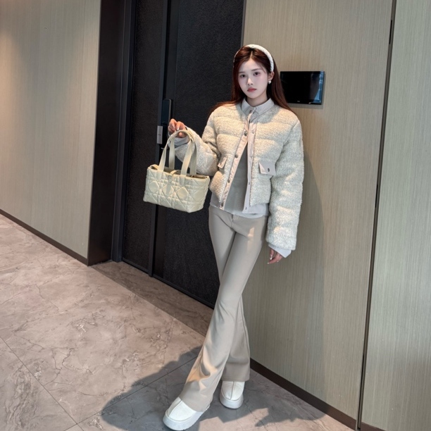 【SALE服饰】冬季韩版气质时尚保暖女长裤显瘦百搭裤子