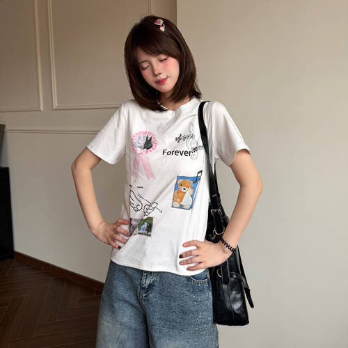 亚萌印花短款宽松正肩短袖