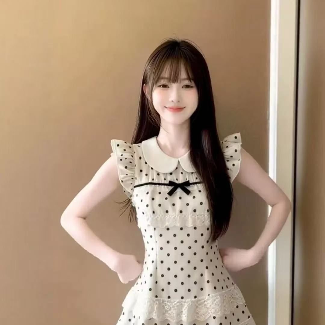 法式温柔风甜美波点收腰修身连衣裙小个子绝美蓬蓬短裙2026年夏季