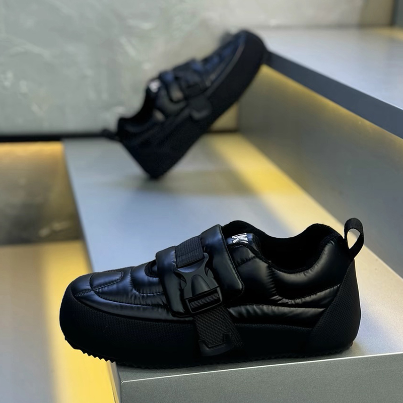 男鞋2025冬季新款时尚百搭软底低帮面包鞋加绒保暖布面防滑休闲鞋