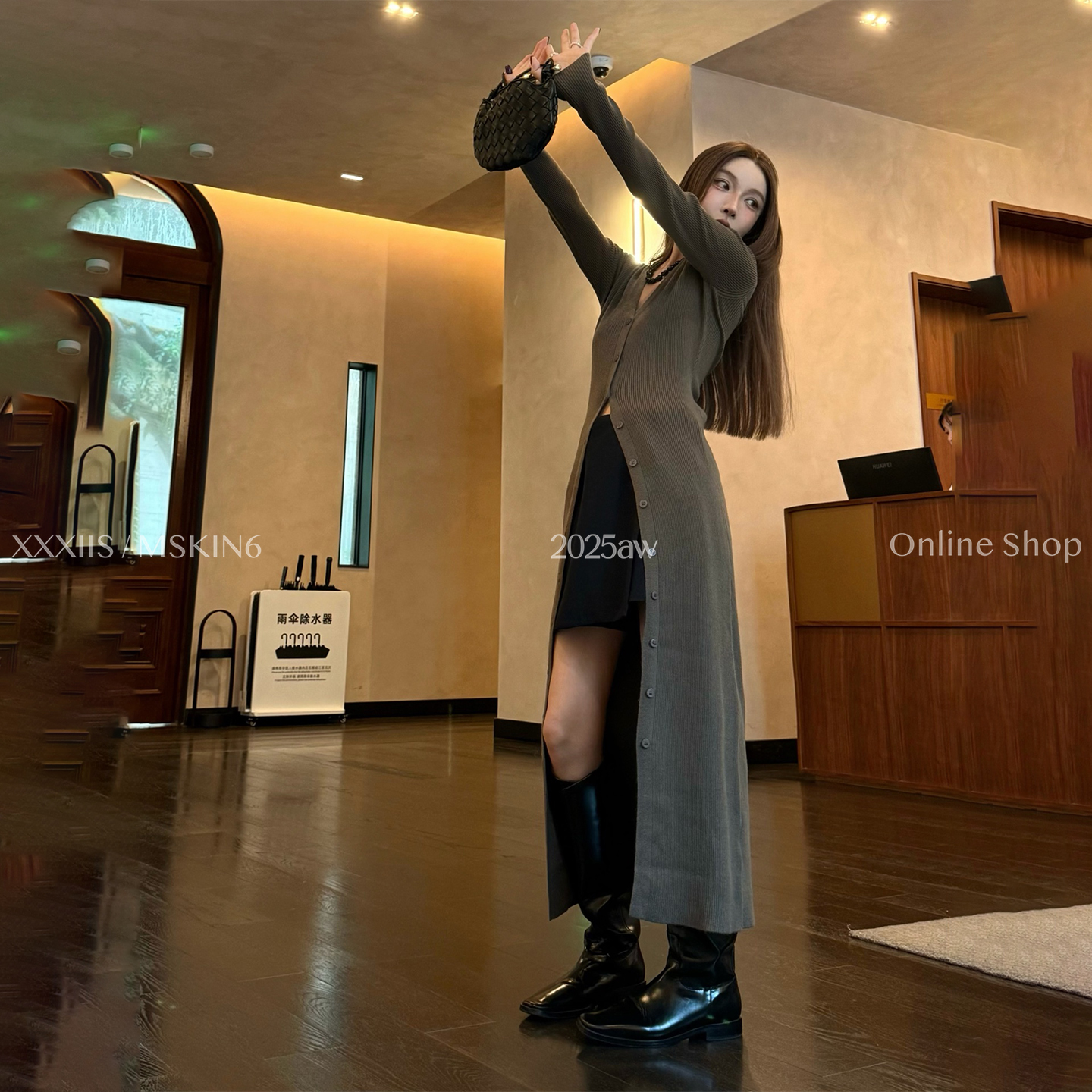 V领针织开衫连衣裙女显瘦高弹