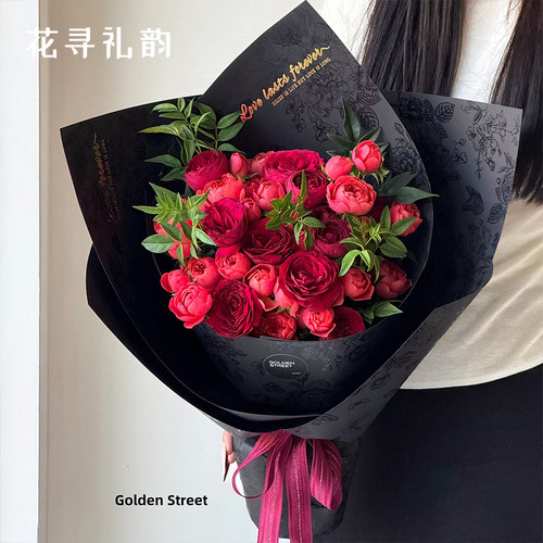 新款蝶绕银花烫金纸150g加厚硬挺高级花束包花纸鲜花包装花艺材料