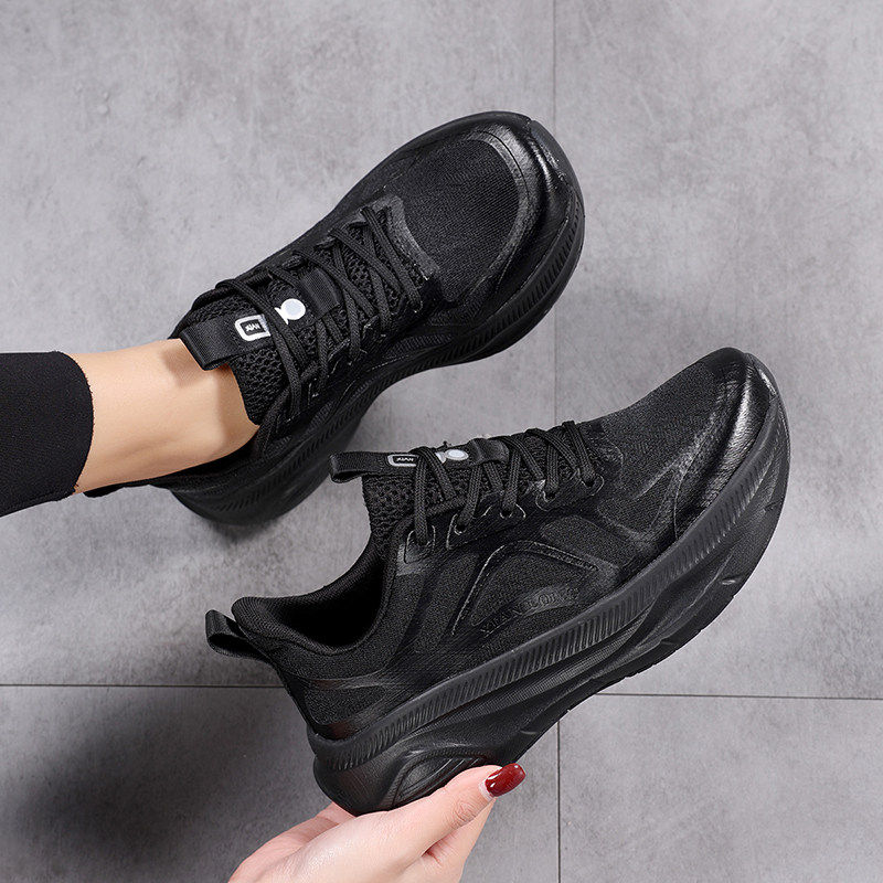 夏季薄款黑色通勤上班鞋男鞋女运动鞋网面透气健身跑步鞋轻便减震