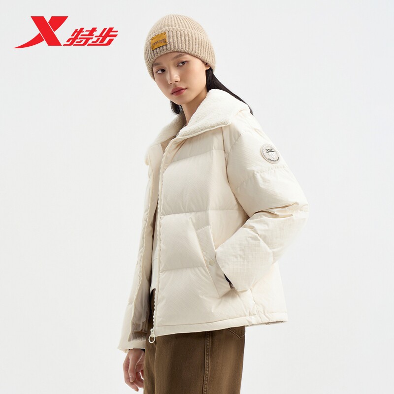 特步羽绒服保暖翻领女羽绒袄图片