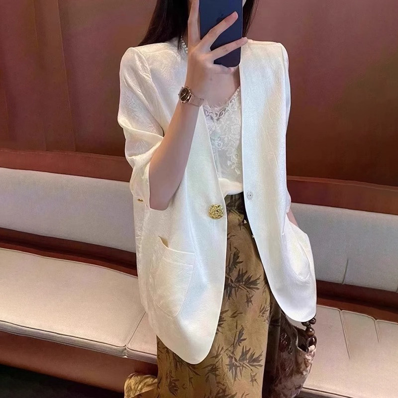高端小西装外套女薄款2026新款夏季洋气时尚气质修身百搭西服上衣
