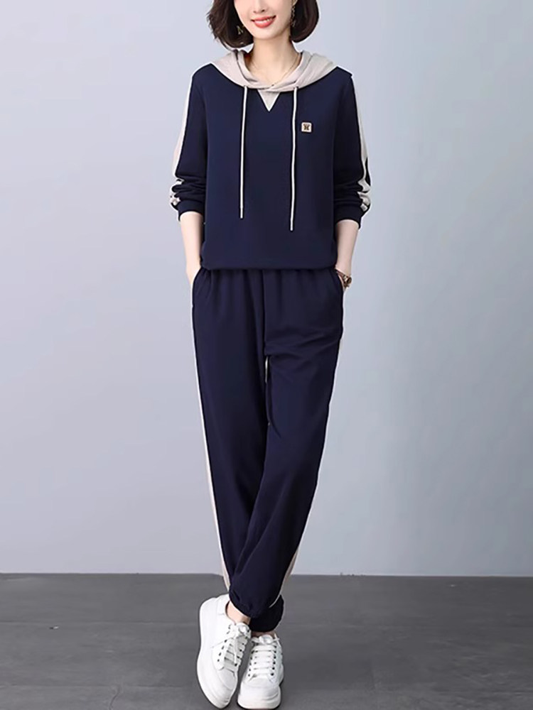 潮牌休闲运动卫衣套装女2025春秋大码时尚中年妈妈洋气卫裤两件套