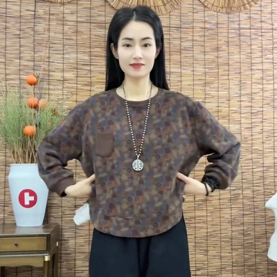 2025年冬季新款加绒加厚圆领印花长袖卫衣女宽松高级感内搭打底衫