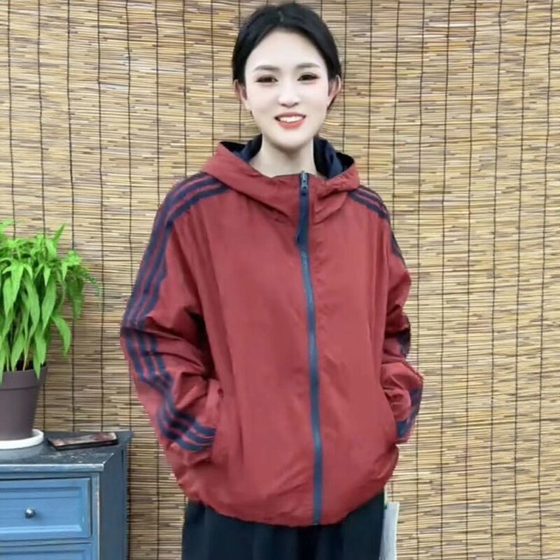 2026年春季新款休闲两面穿连帽短外套女宽松显瘦百搭撞色条纹外套图片