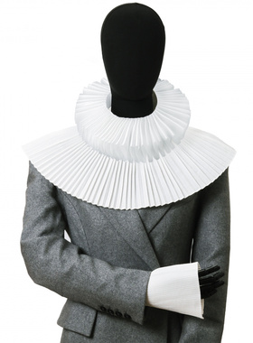 2025 cosplay 欧美宫廷文艺风琴珍珠复古扇形假领子披肩影楼道具