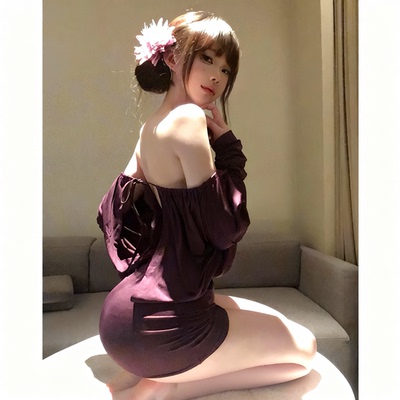蓝色一字肩露背收腰包臀裙