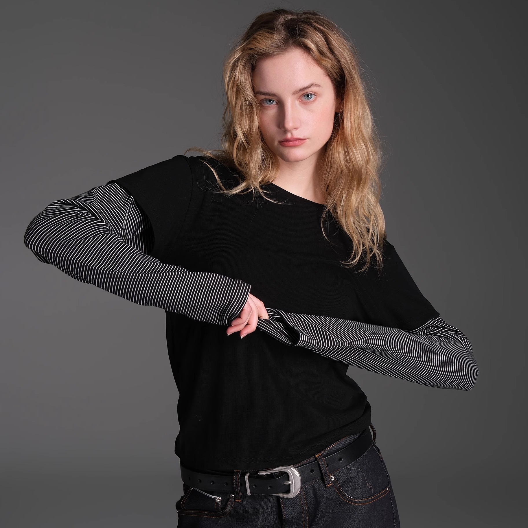 Set for life 25SS坑条拼接条纹假两件长袖T恤