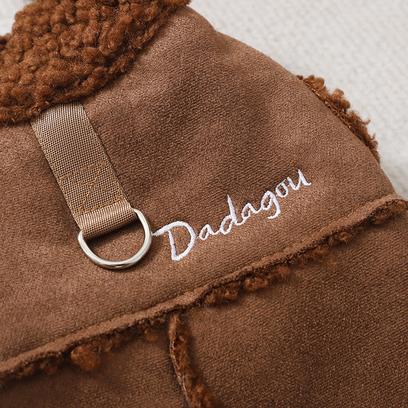 桃皮绒马甲可牵引保暖两脚衣