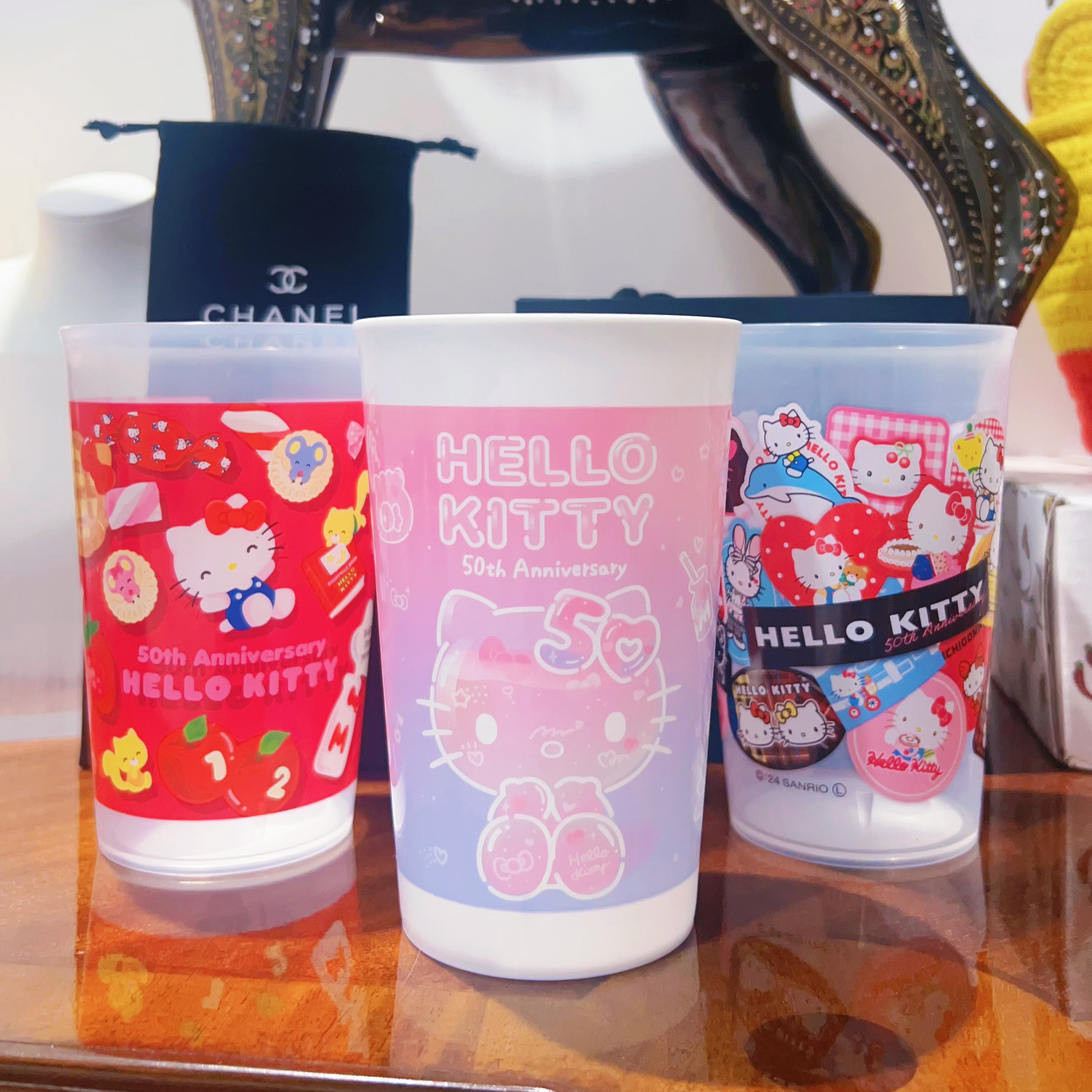 日本购正版hello Kitty50周年纪念款树脂水杯饮料杯子牙刷杯450ml