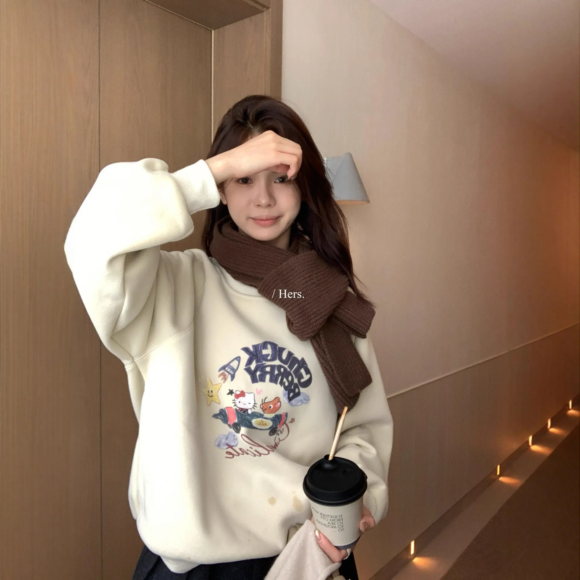 hers一勺甜2025秋冬韩系动漫卡通印花宽松显瘦圆领加绒卫衣92551
